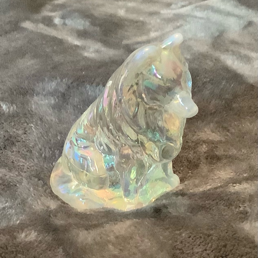 Moser  Crystal Iridescent Glass Collie  Figurine 3”